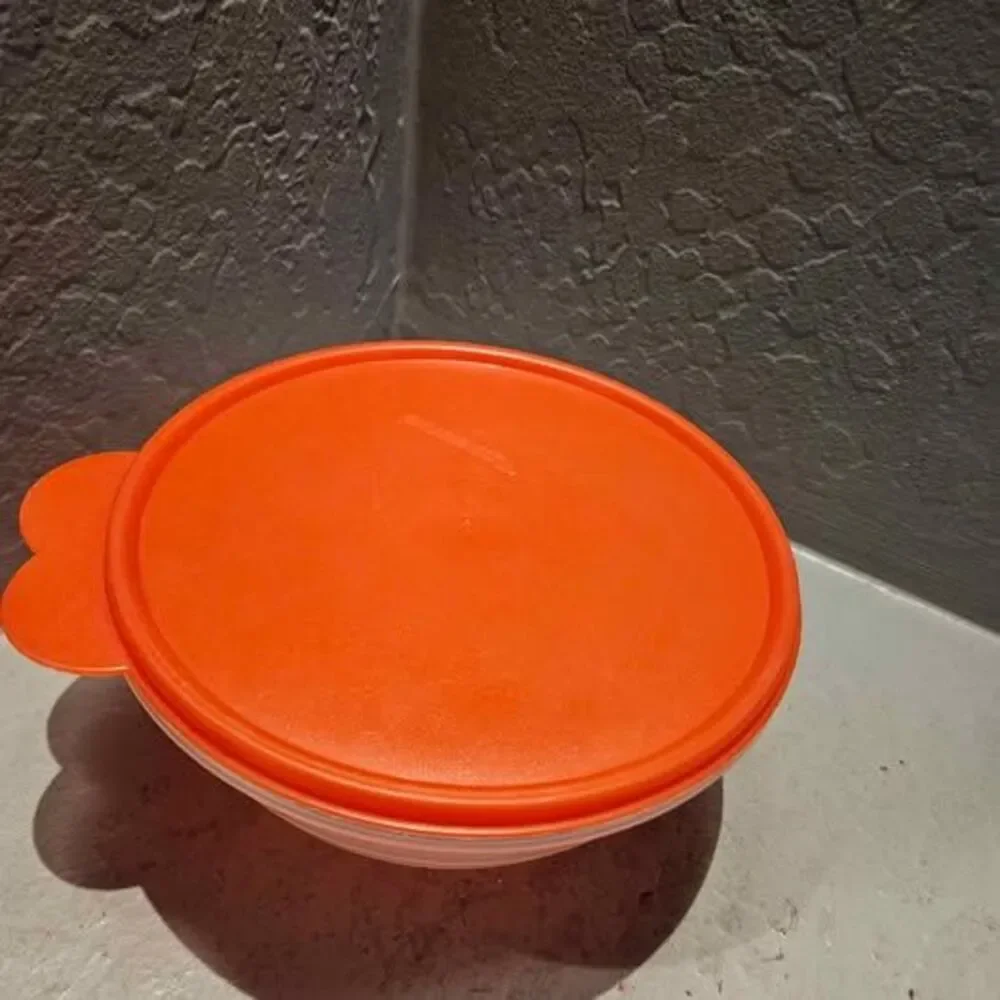 Vintage Tupperware Wonderlier Clear Bowl with Lid 7